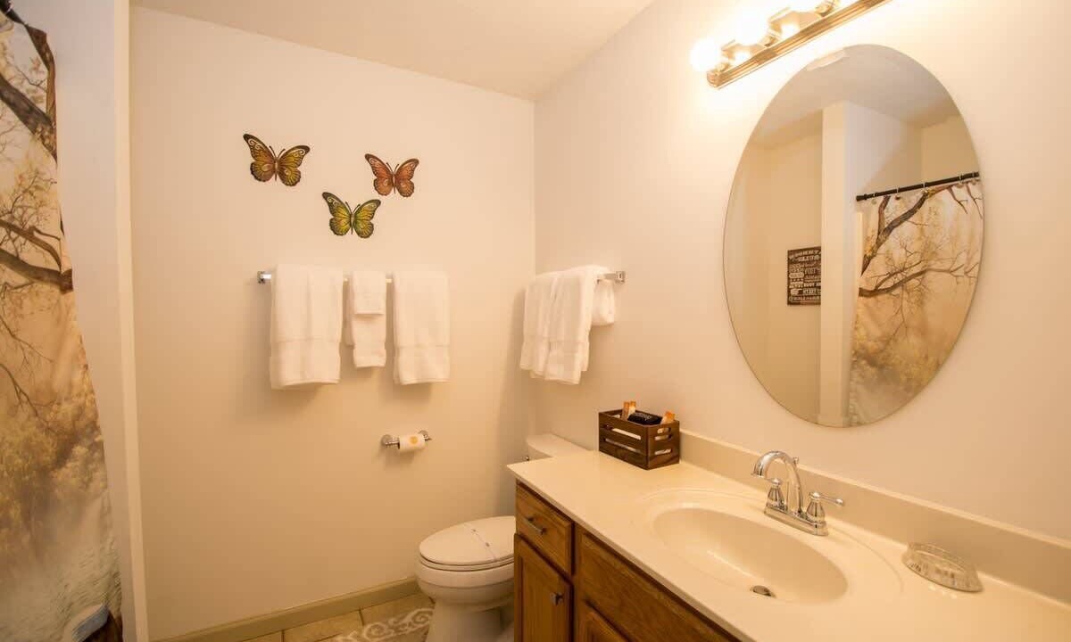 Photo of Bathroom in Fairview