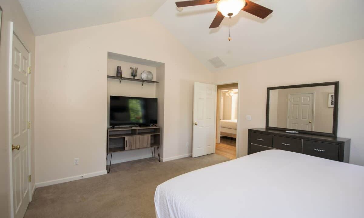 Photo of Bedroom in Fairview