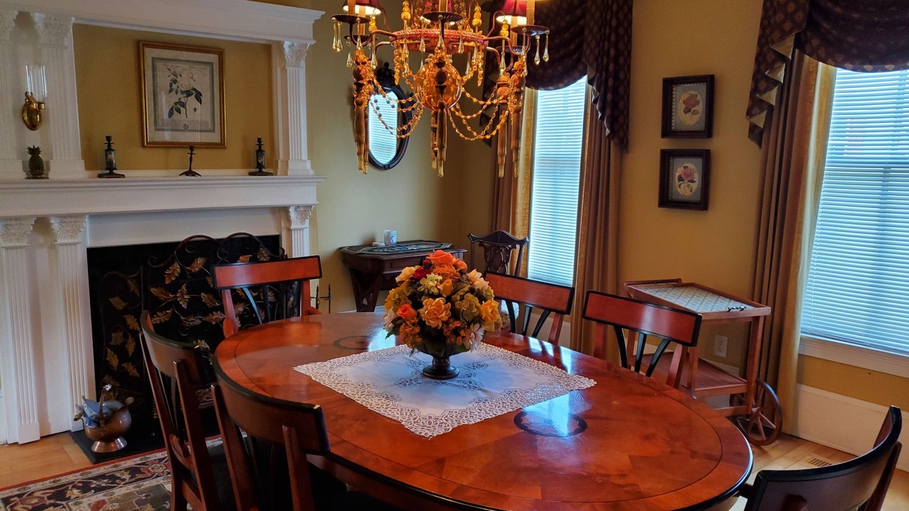 Photo of Livingroom in Edenton