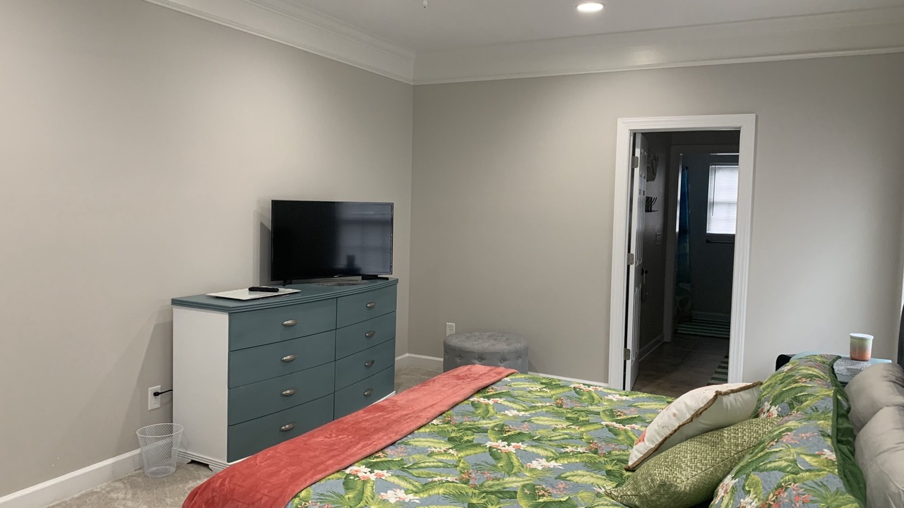 Photo of Bedroom in Green Meadow