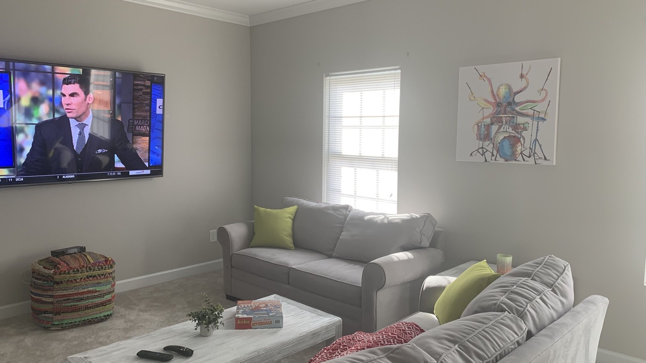 Photo of Bedroom in Green Meadow