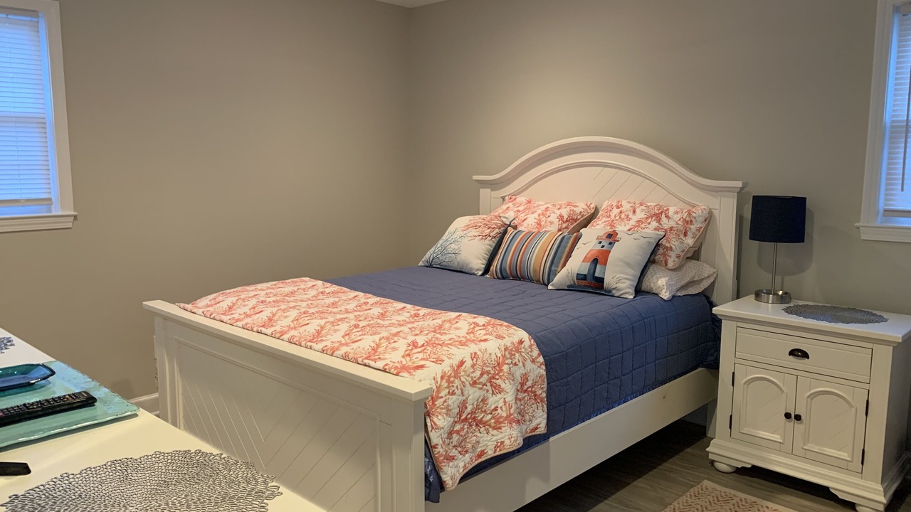 Photo of Bedroom in Green Meadow