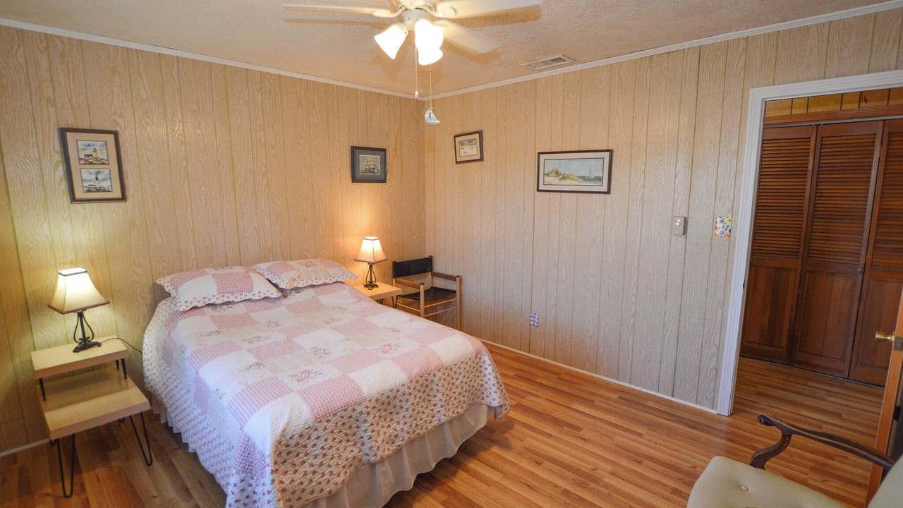 Photo of Bedroom in Carolina Dunes
