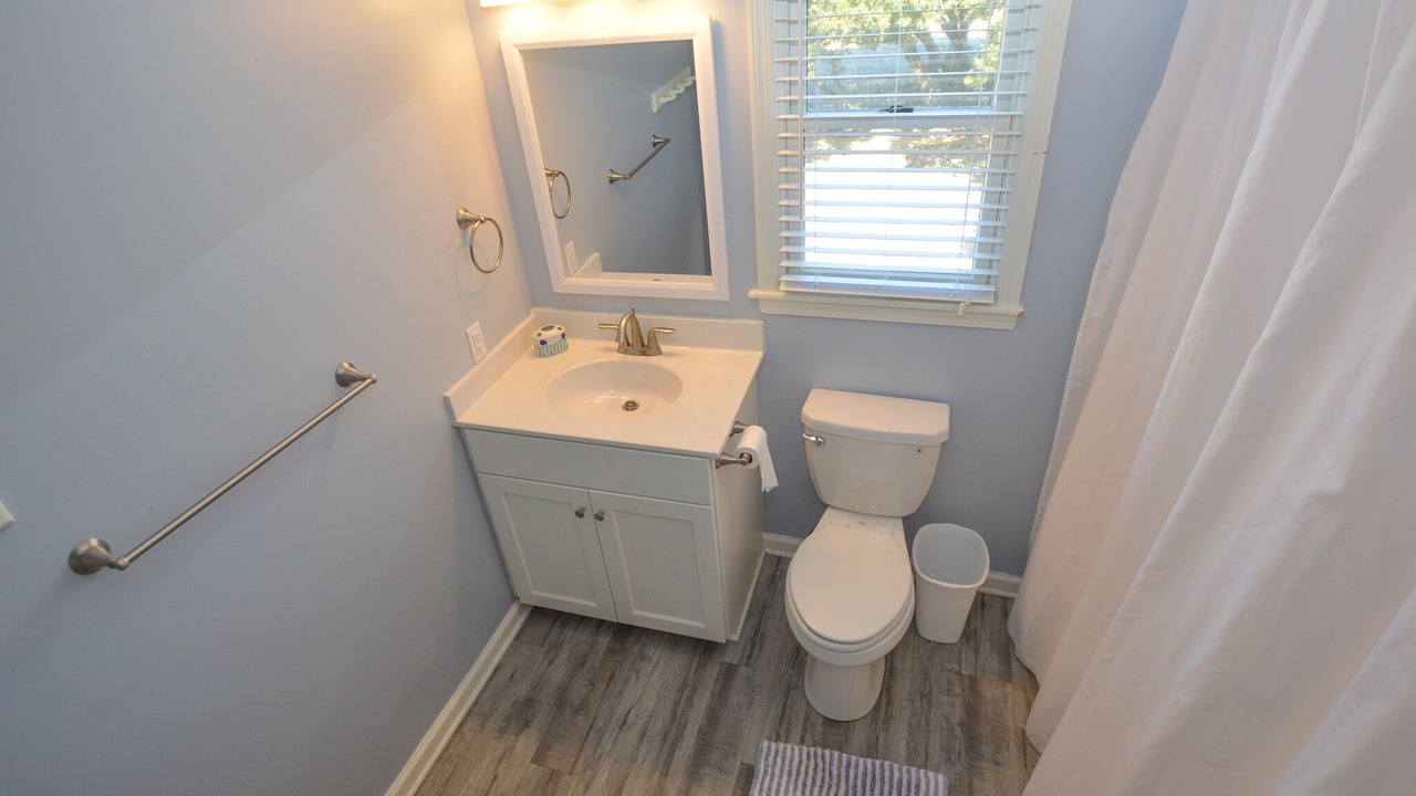 Photo of Bathroom in Carolina Dunes
