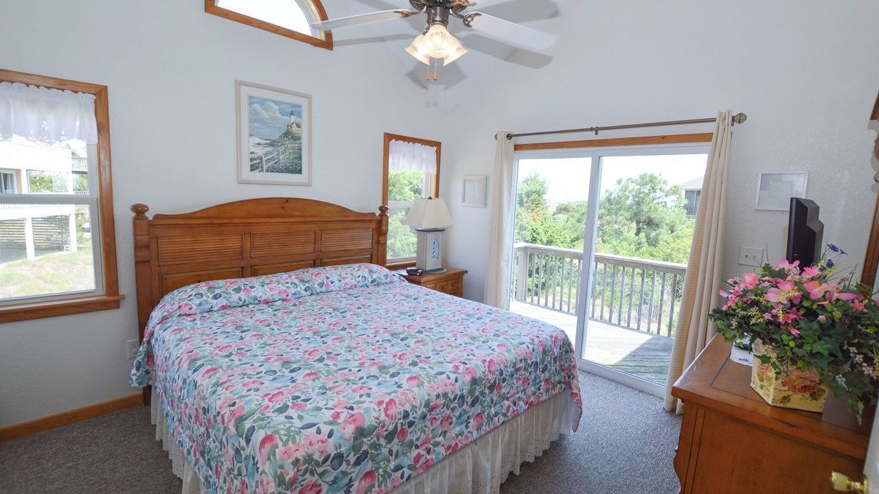 Photo of Bedroom in Nags Head