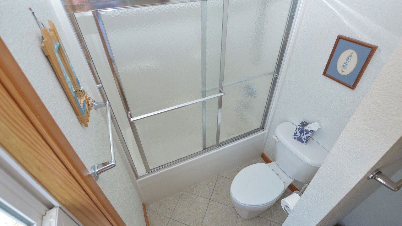 Photo of Bathroom in Nags Head