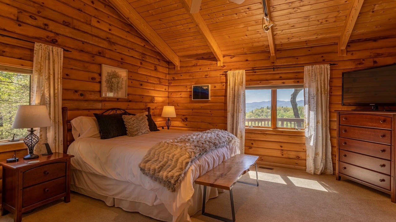 Photo of Bedroom in Apple Ridge