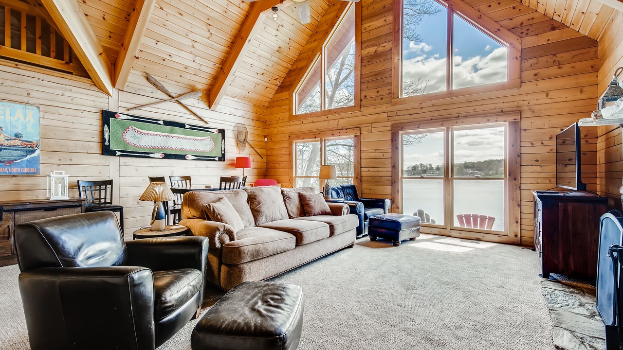 Photo of Livingroom in Sherrills Ford