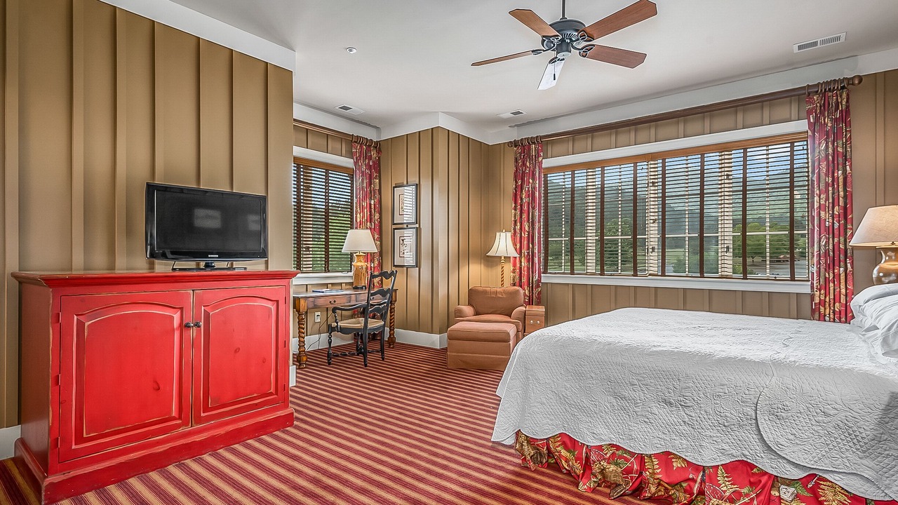 Photo of Bedroom in Mill Spring
