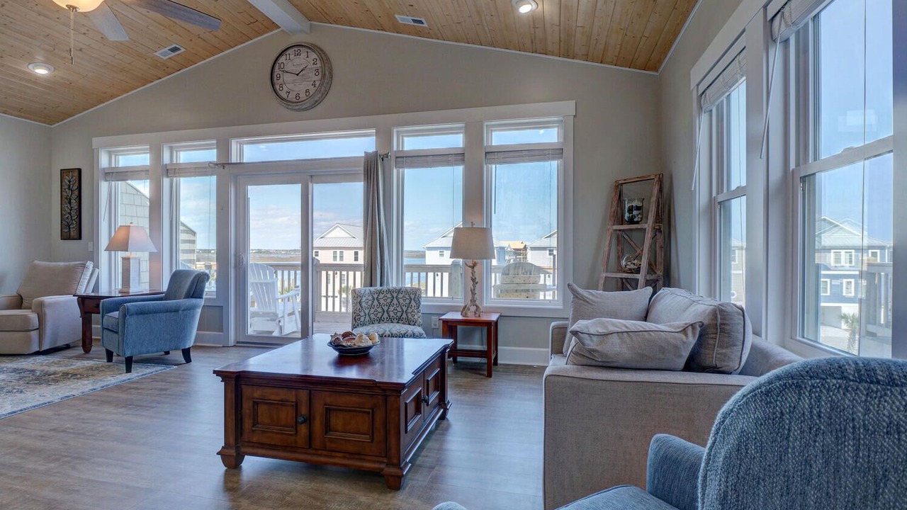 Photo of Livingroom in Topsail Beach