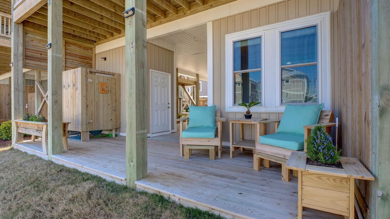Photo of Patio Balcony in Topsail Beach