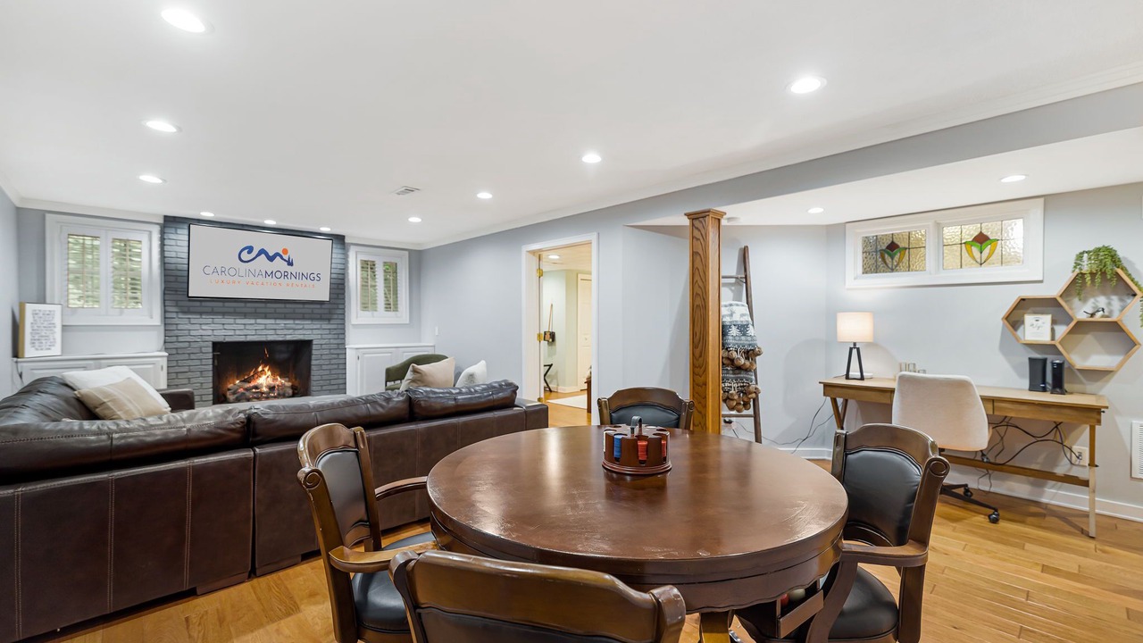Photo of Livingroom in Royal Pines