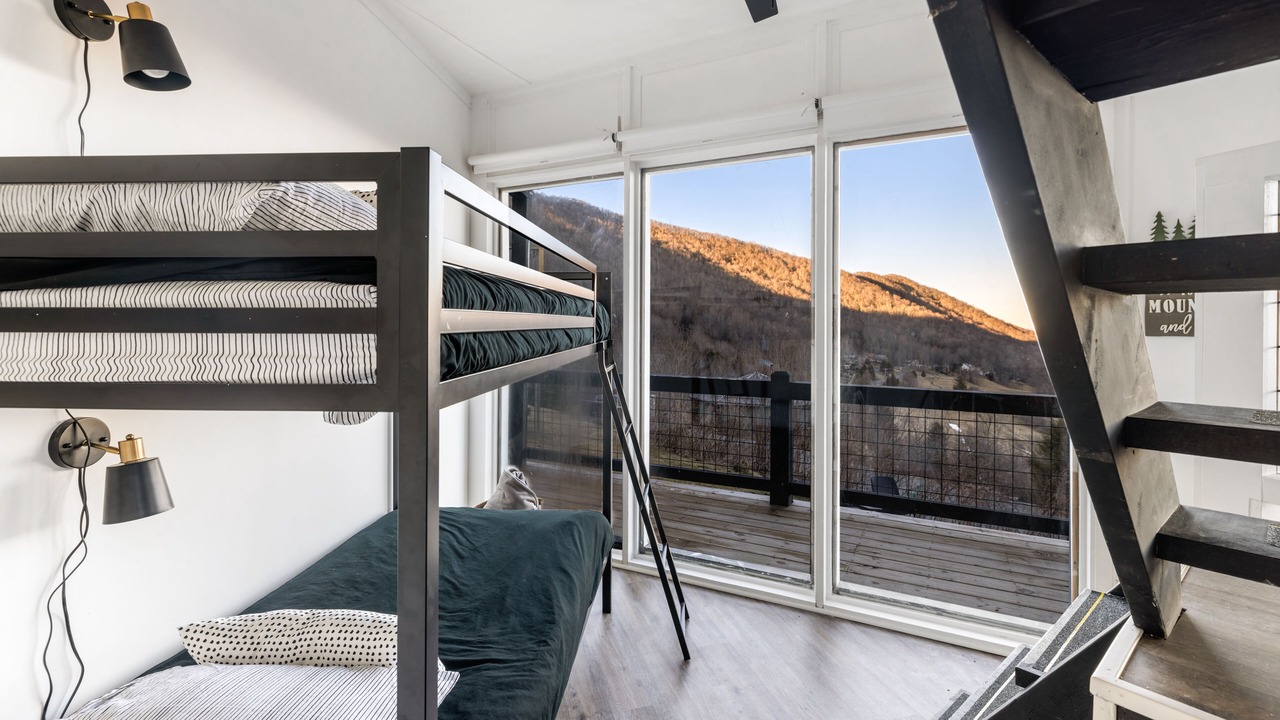 Photo of Bedroom in Seven Devils