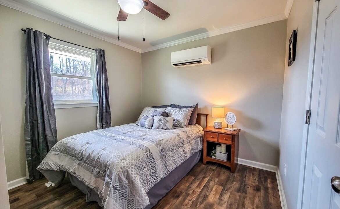 Photo of Bedroom in West Jefferson