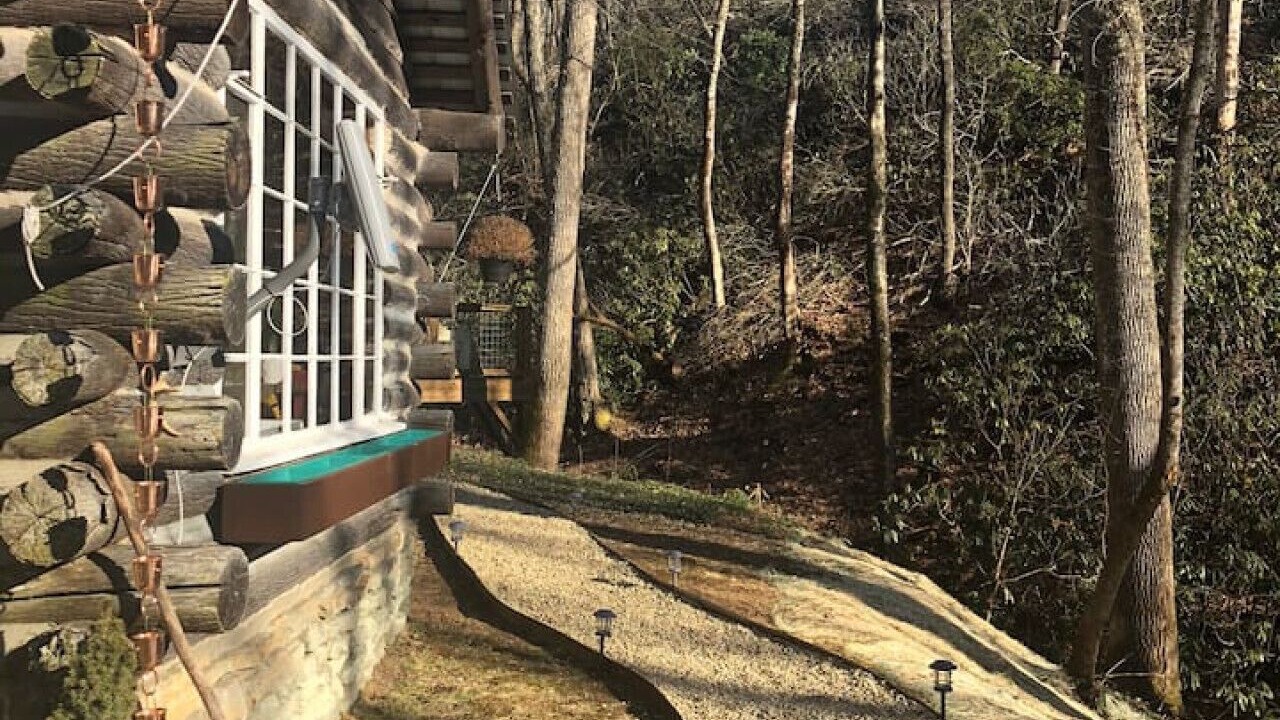 Photo of Outdoor in Gerton