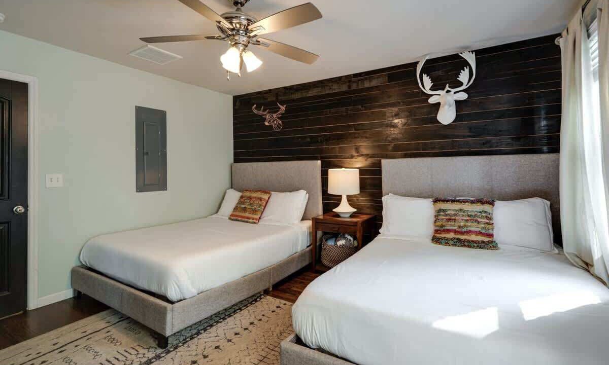 Photo of Bedroom in Inglewood
