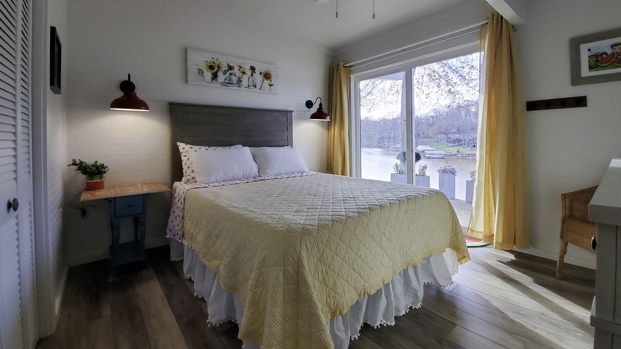 Photo of Bedroom in Sherrills Ford