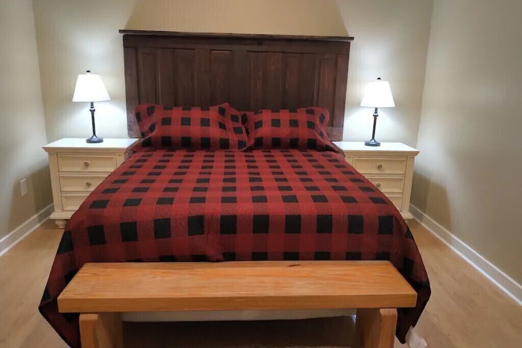 Photo of Bedroom in Newland
