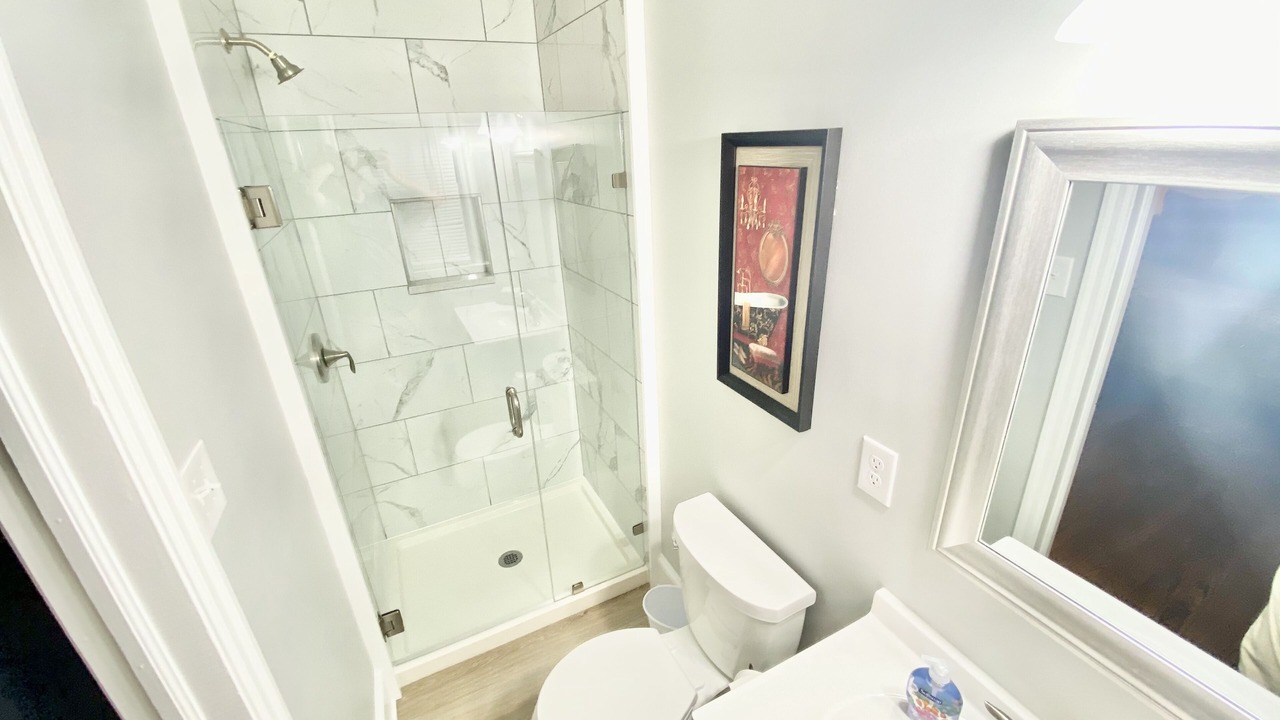 Photo of Bathroom in Beverly Woods