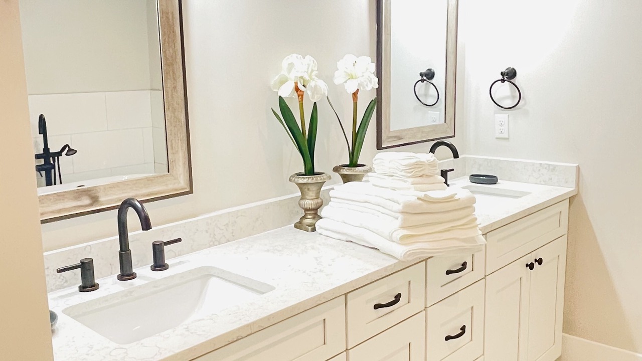 Photo of Bathroom in Mountain Island