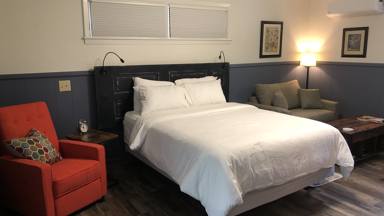 Photo of Bedroom in Cullowhee