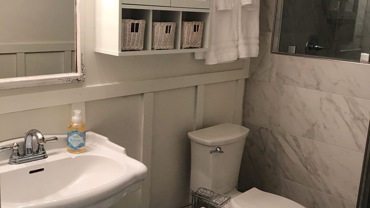 Photo of Bathroom in Topsail Beach