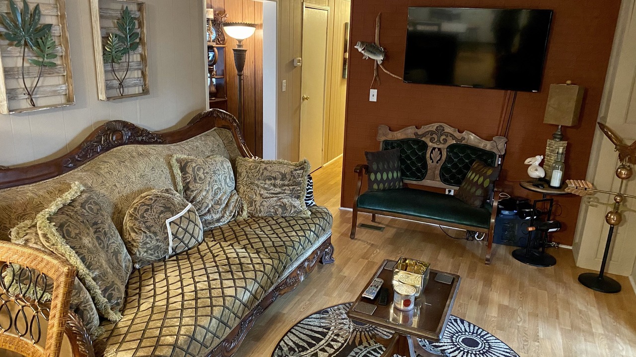 Photo of Livingroom in Lake Norman of Catawba