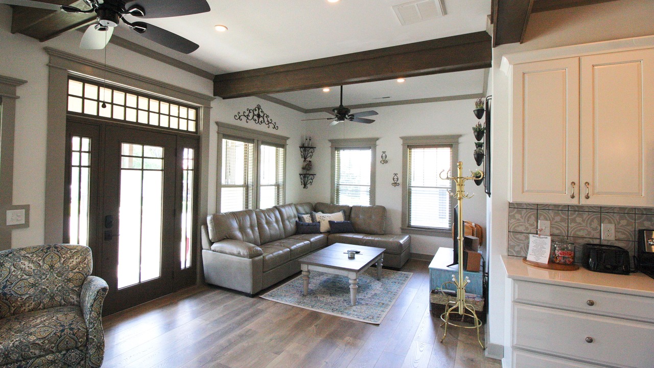 Photo of Livingroom in Mount Airy