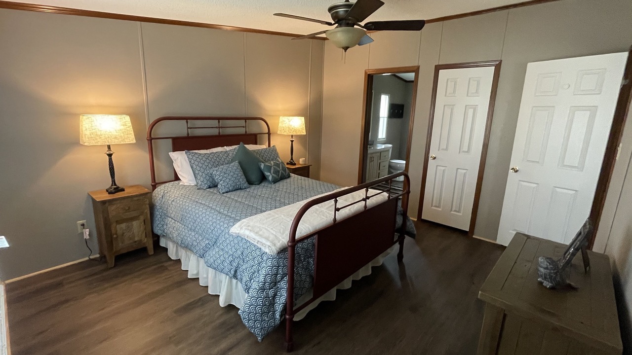 Photo of Bedroom in Crumpler