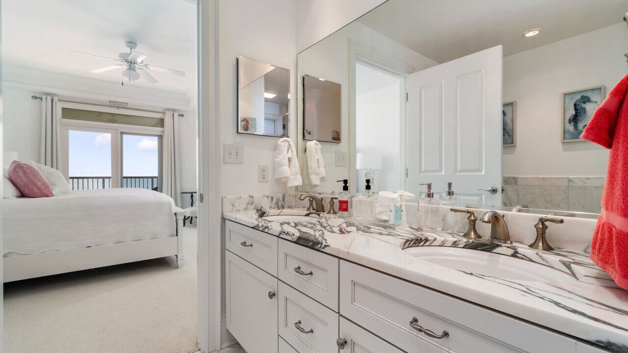 Photo of Bathroom in Salter Path