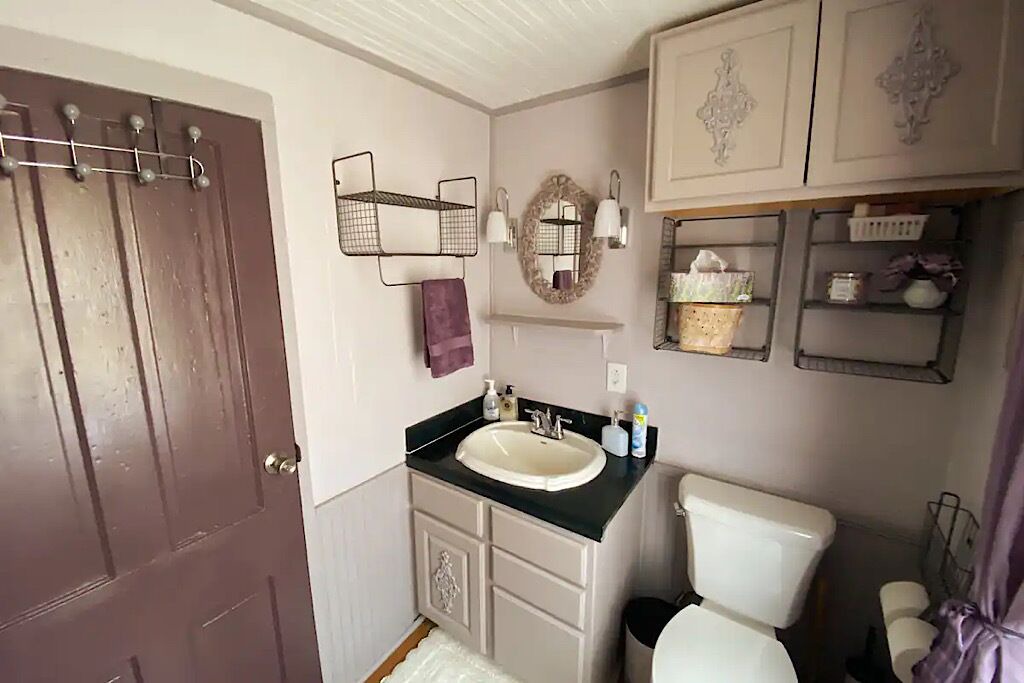 Photo of Bathroom in Marshall