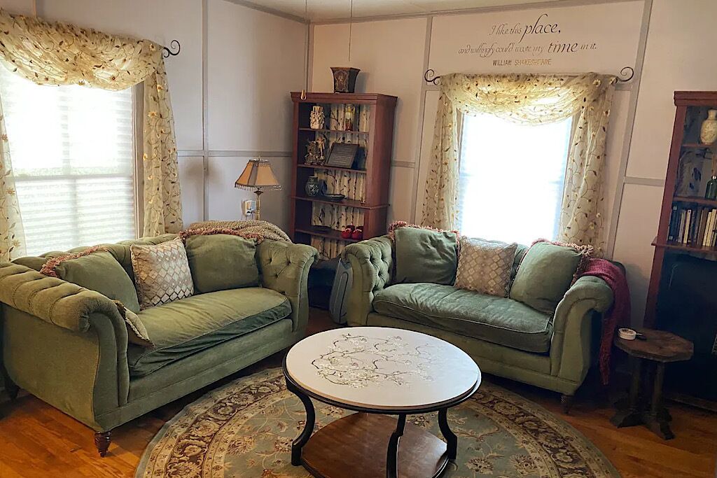 Photo of Livingroom in Marshall