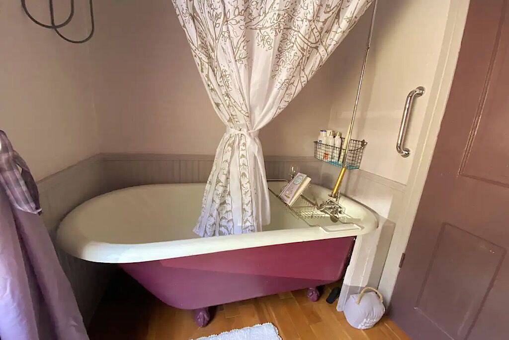 Photo of Bathroom in Marshall