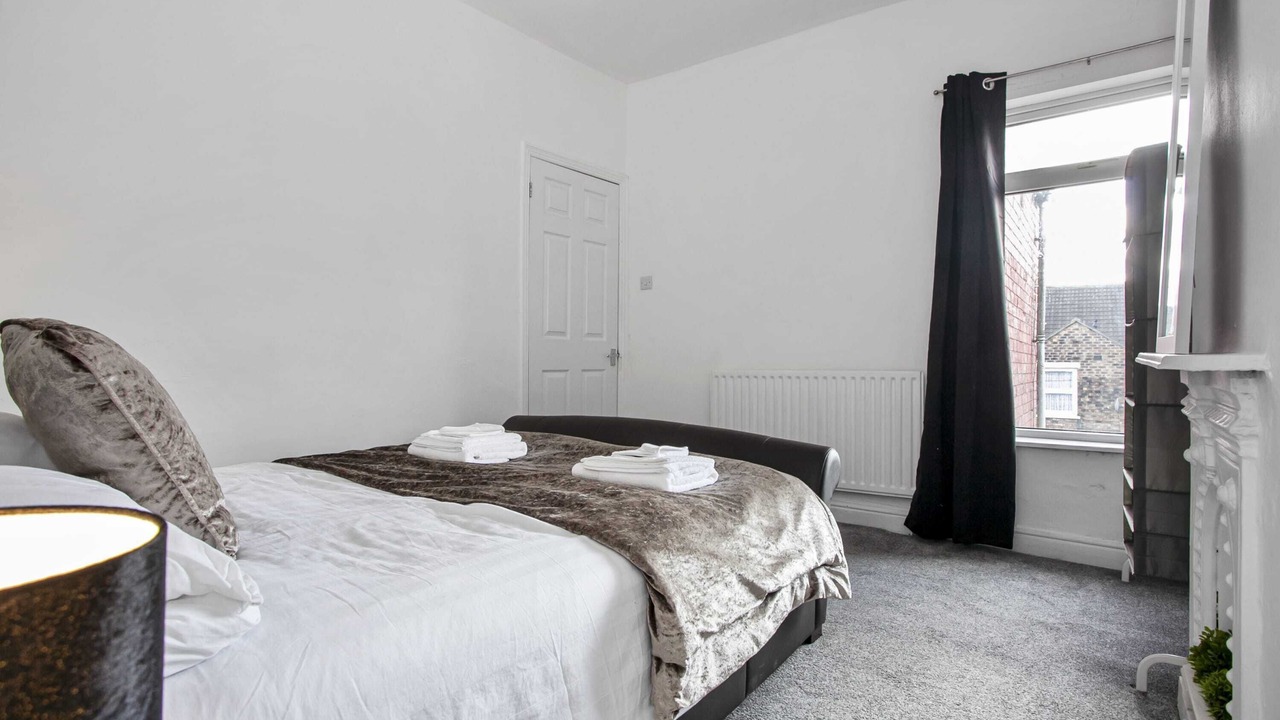 Photo of Bedroom in Burslem