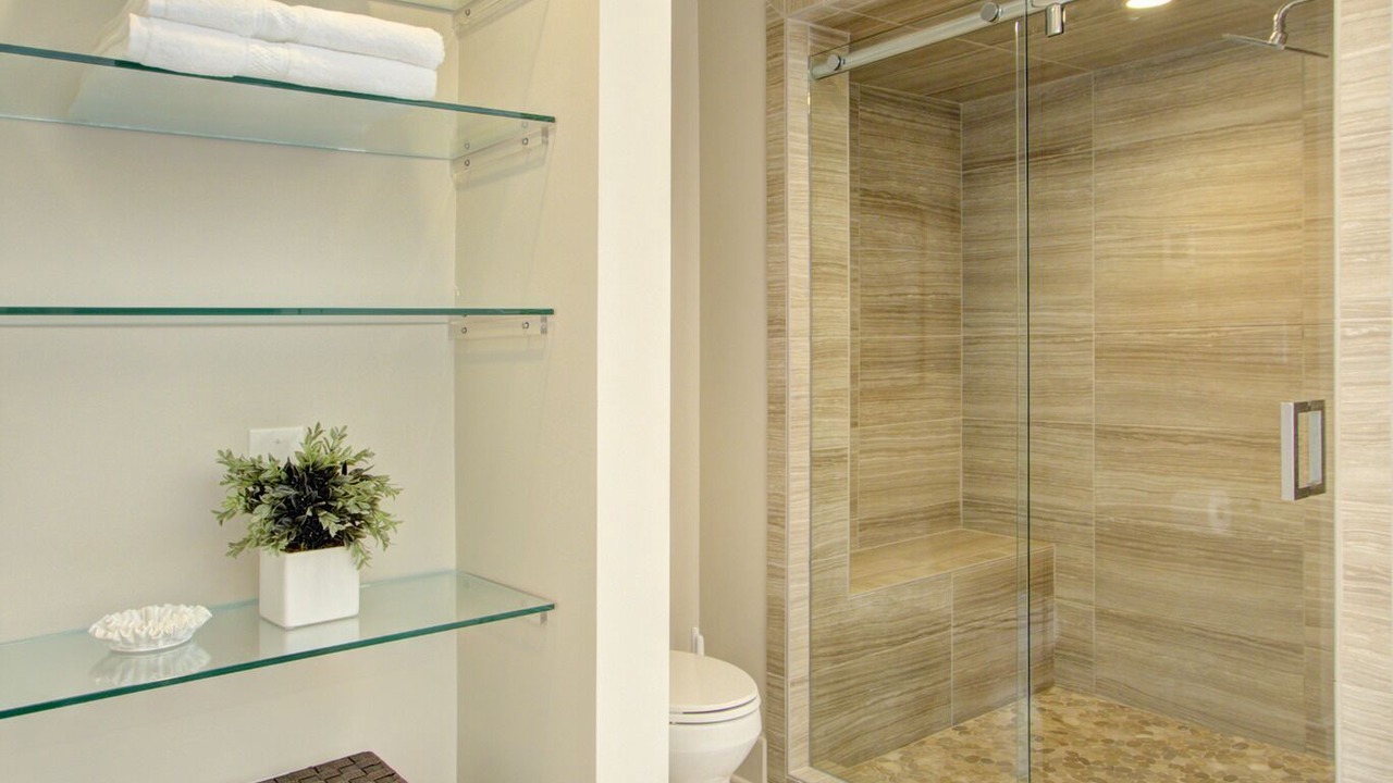 Photo of Bathroom in Dixie - Berryhill