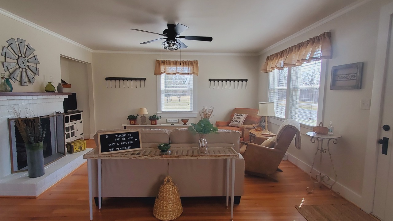 Photo of Livingroom in King