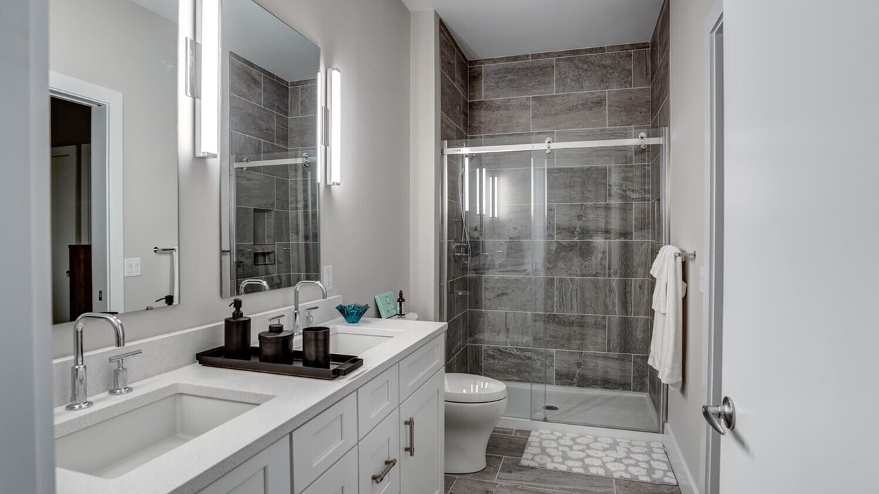 Photo of Bathroom in East End - Valley Street