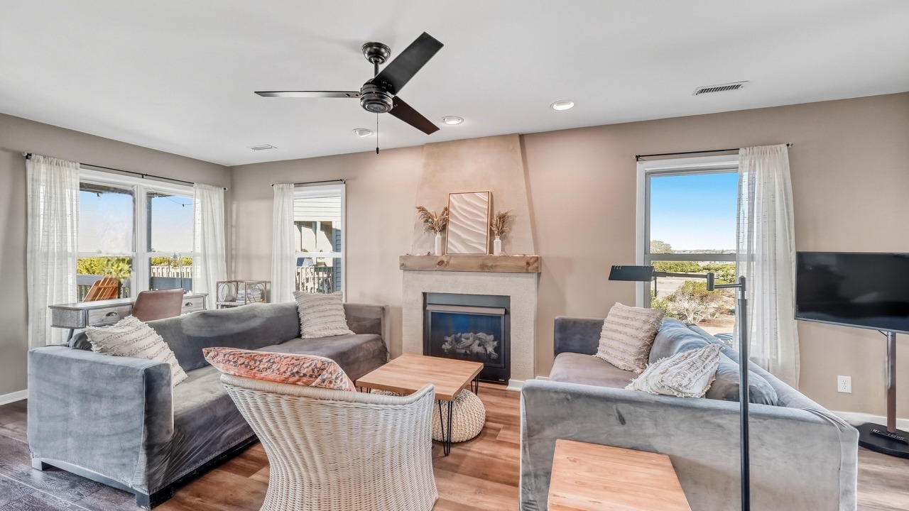 Photo of Bedroom in Topsail Beach