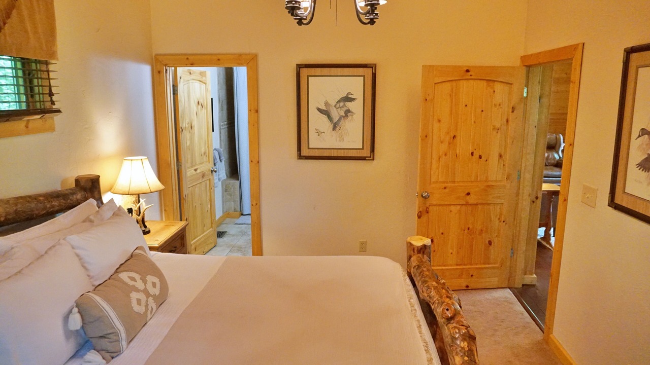 Photo of Bedroom in Cranberry Falls