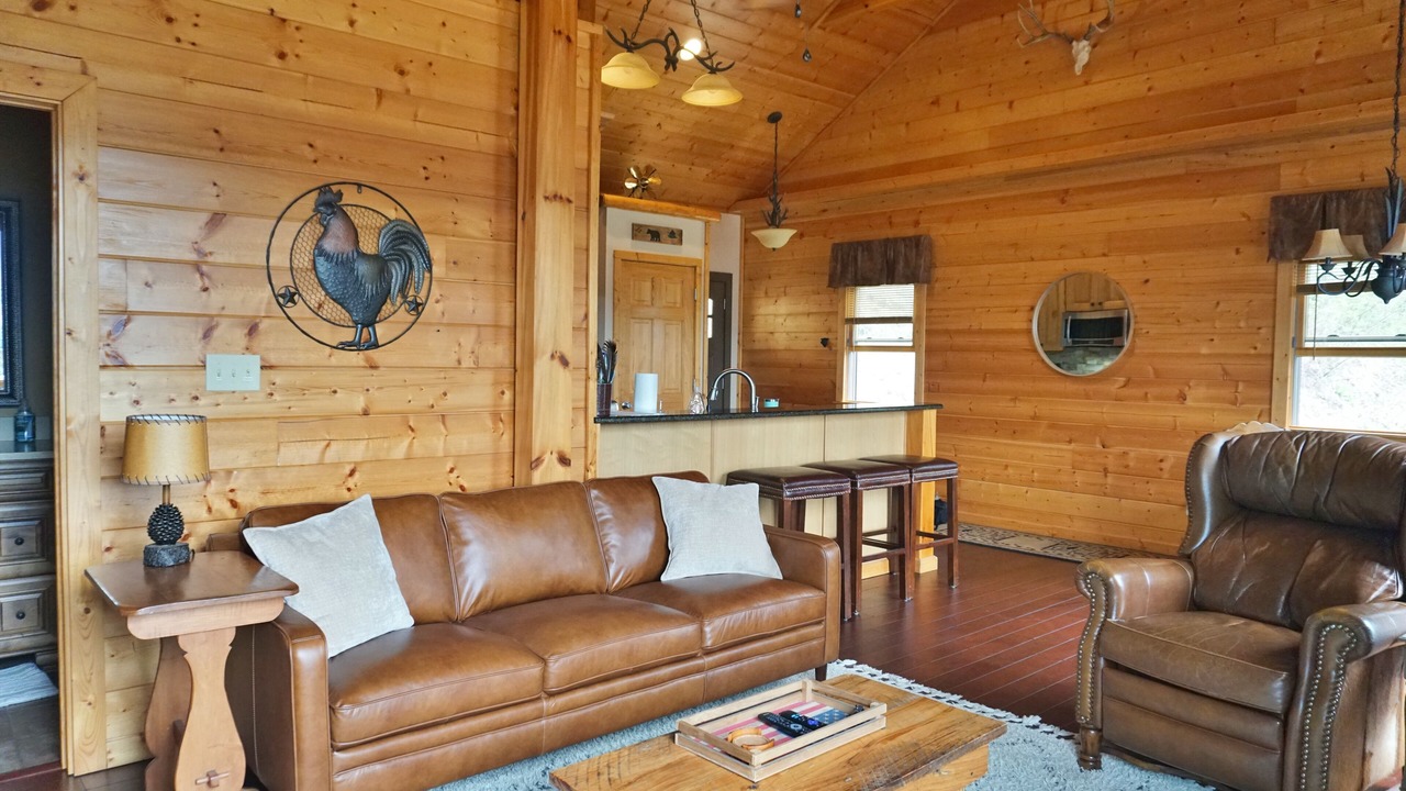 Photo of Livingroom in Cranberry Falls