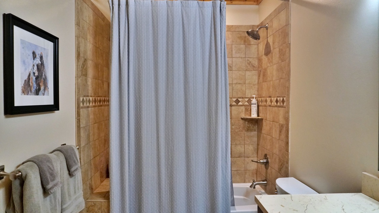 Photo of Bathroom in Cranberry Falls