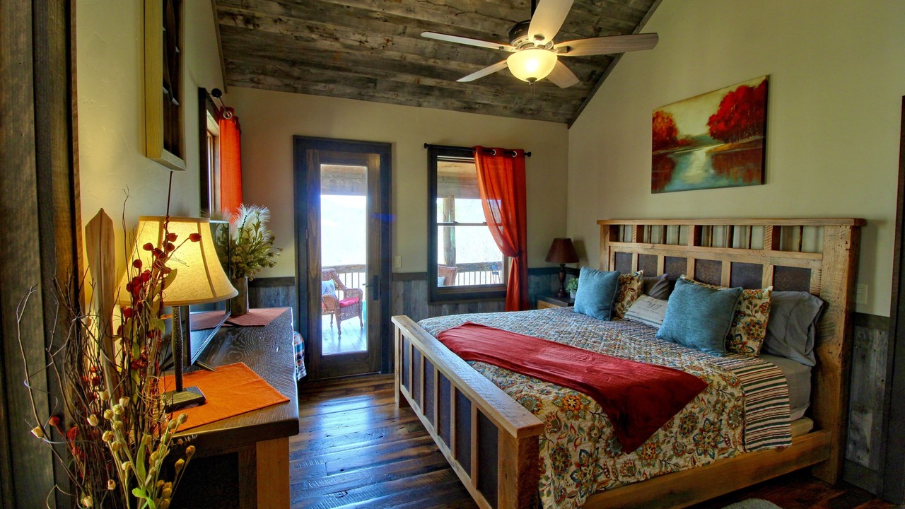 Photo of Bedroom in Waynesville