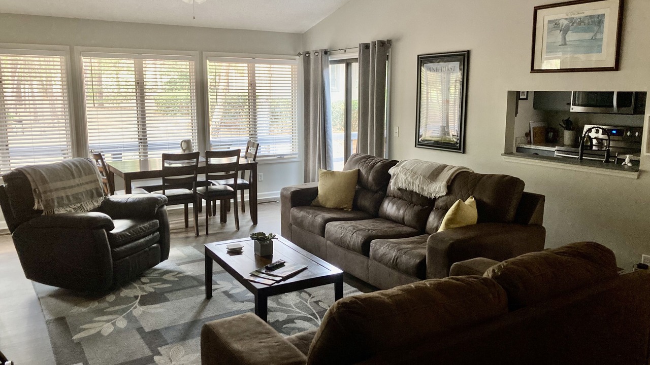 Photo of Livingroom in Pinehurst