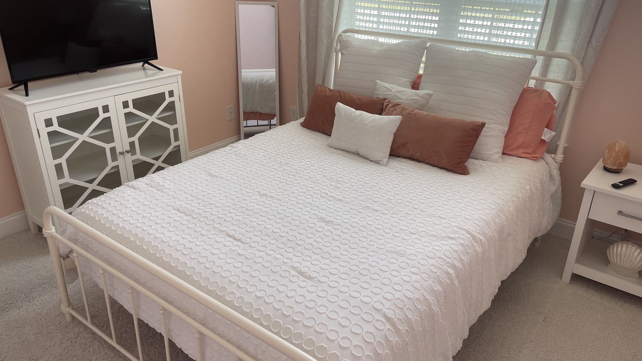 Photo of Bedroom in Murraysville