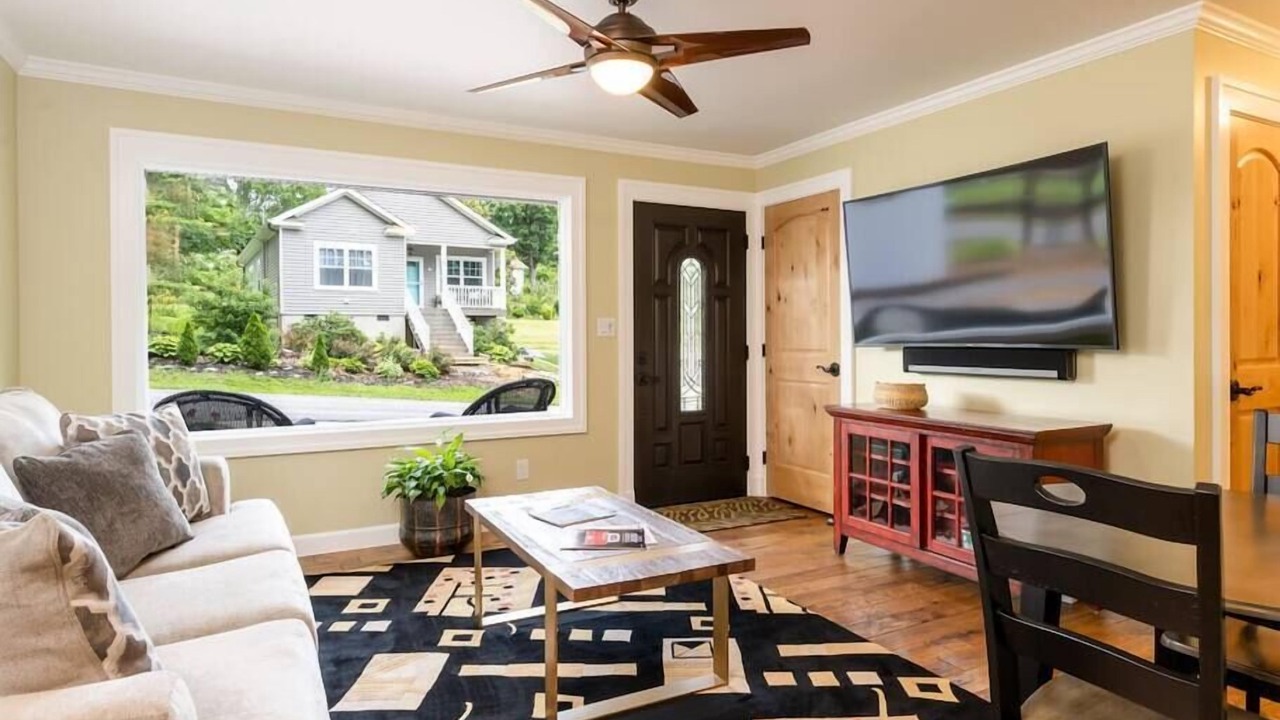 Photo of Bedroom in Oakley