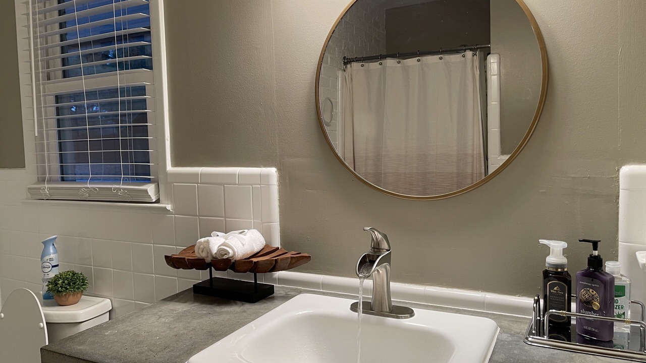 Photo of Bathroom in Apex
