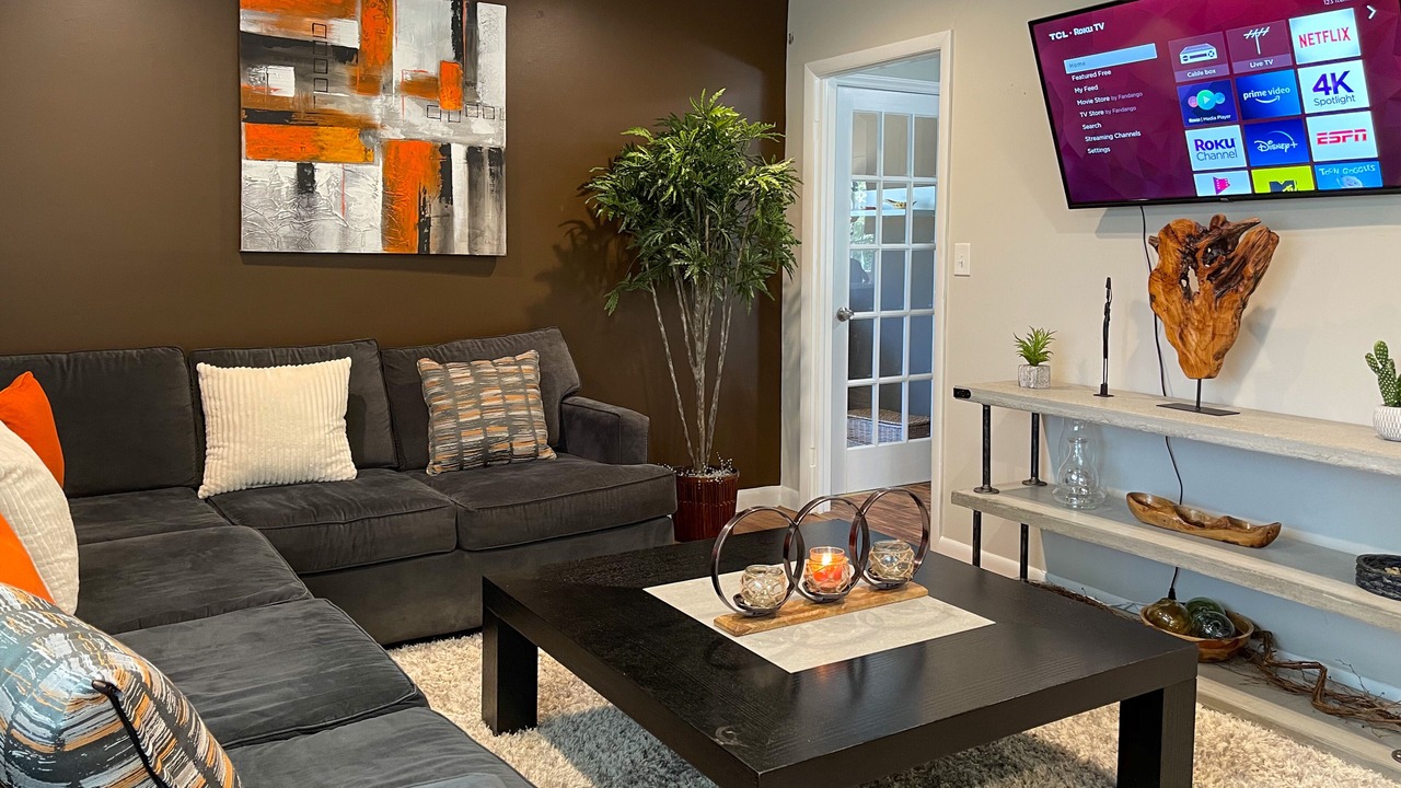 Photo of Livingroom in Apex