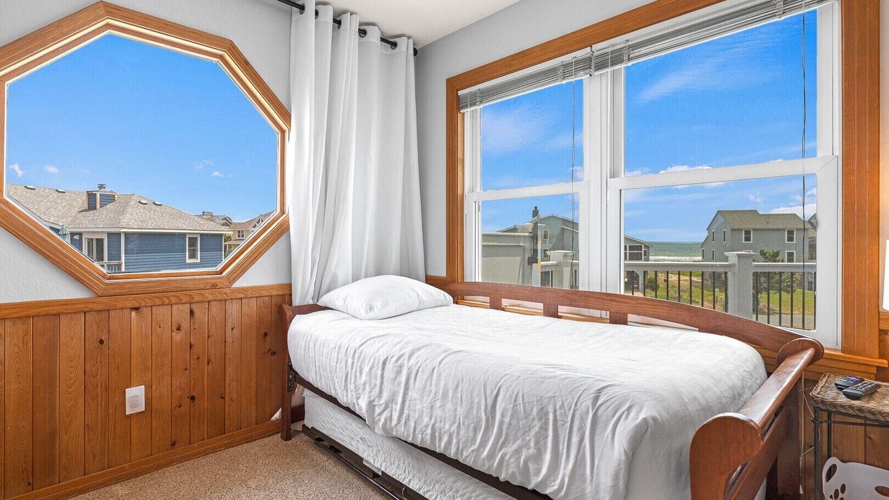 Photo of Bedroom in Ocean Hill