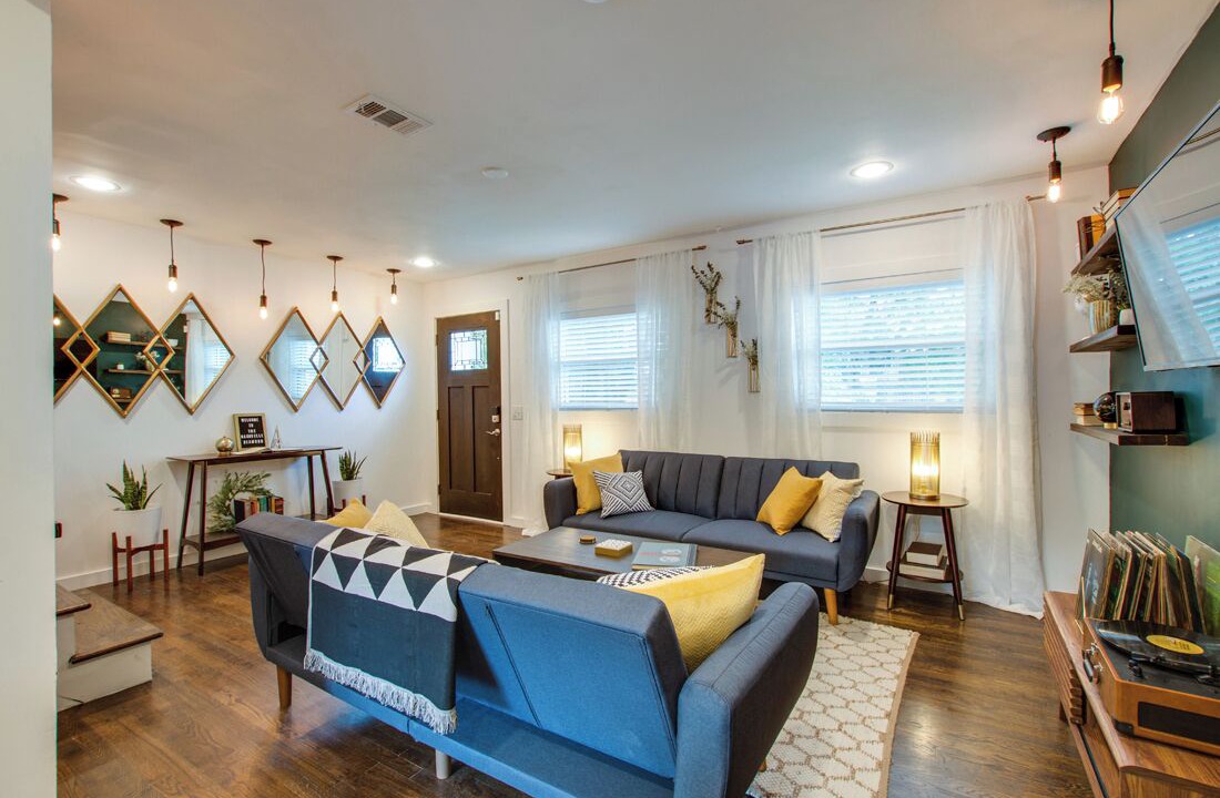 Photo of Livingroom in McFerrin Park