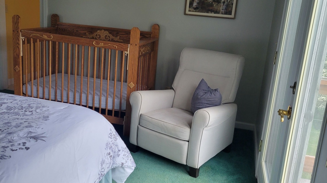 Photo of Bedroom in Flat Rock